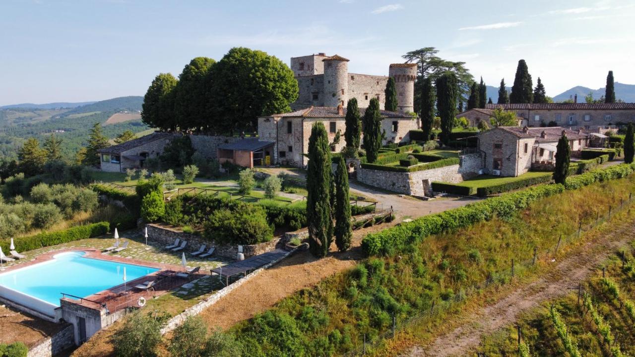 Castello Di Meleto Wine Destination - Camere In Castello E Appartamenti 카이오레인챠안티 외부 사진